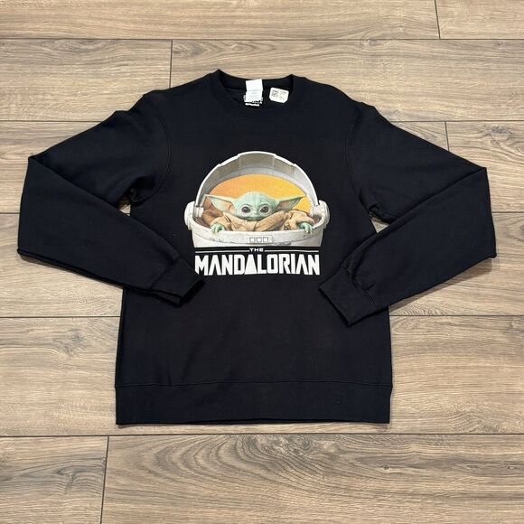 Stars Wars The Mandalorian Crewneck Sweatshirt Mens Size Small Black Baby Yoda - Picture 1 of 5